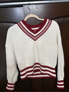 Willow& Wind V-Neck Stripe Sweater with Red Trim